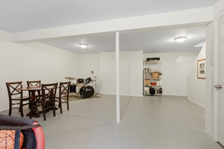 Listing Image 25