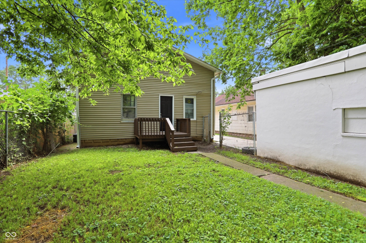 Listing Image 37