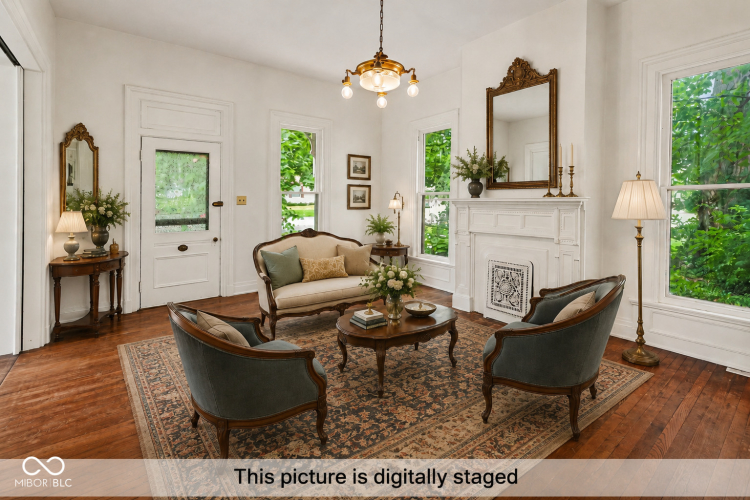 Listing Image 4