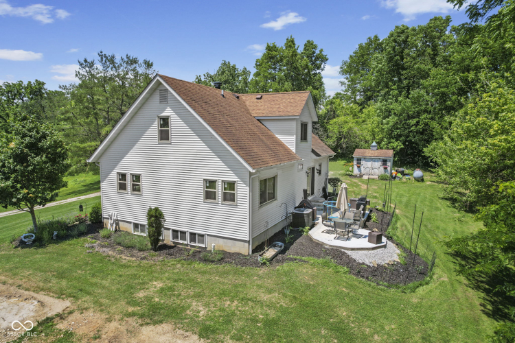 Listing Image 52