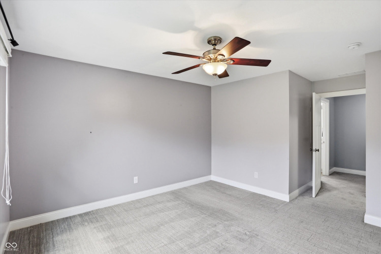 Listing Image 52