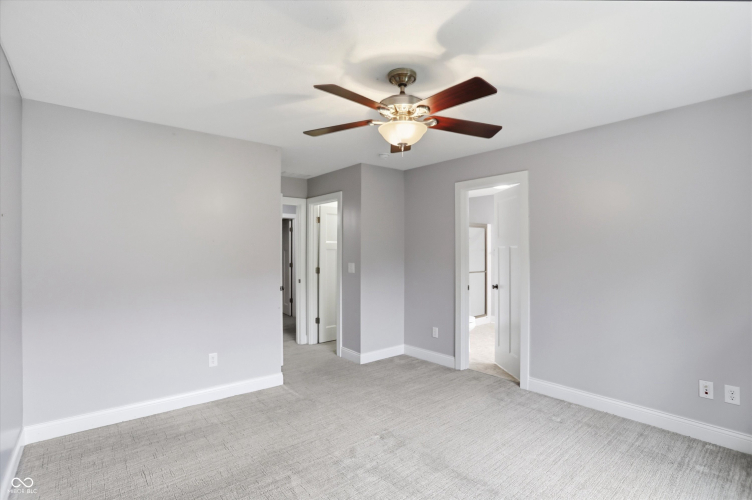 Listing Image 53