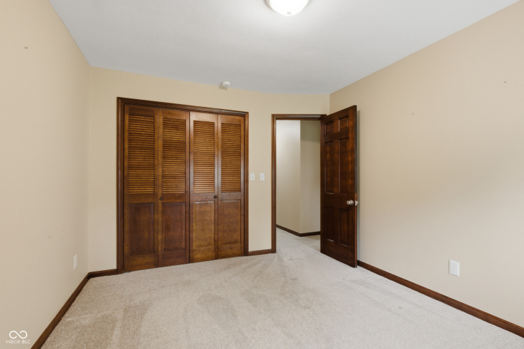 Listing Image 52
