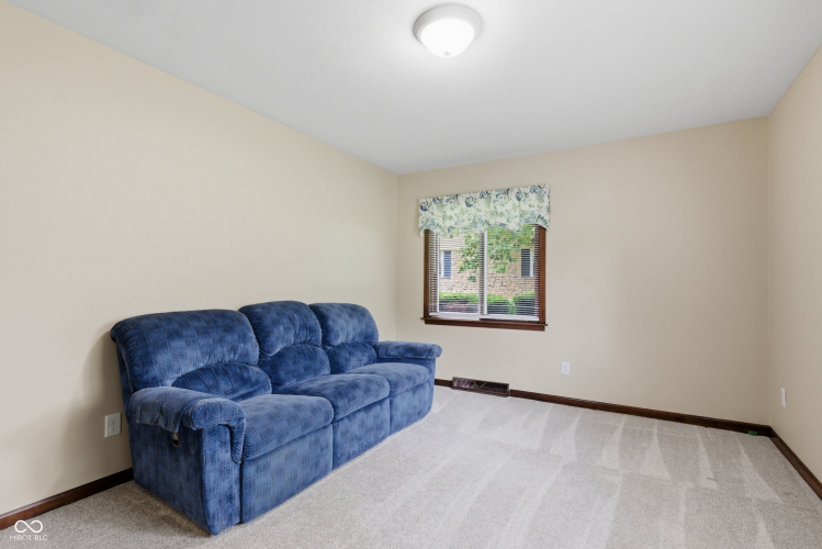 Listing Image 54