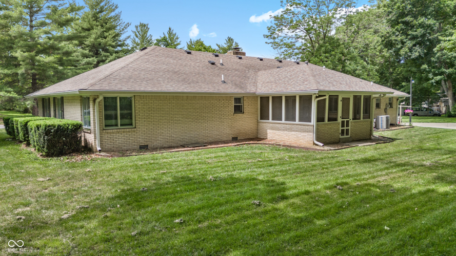 Listing Image 82