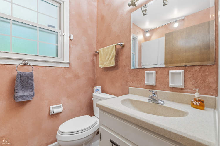 Listing Image 20