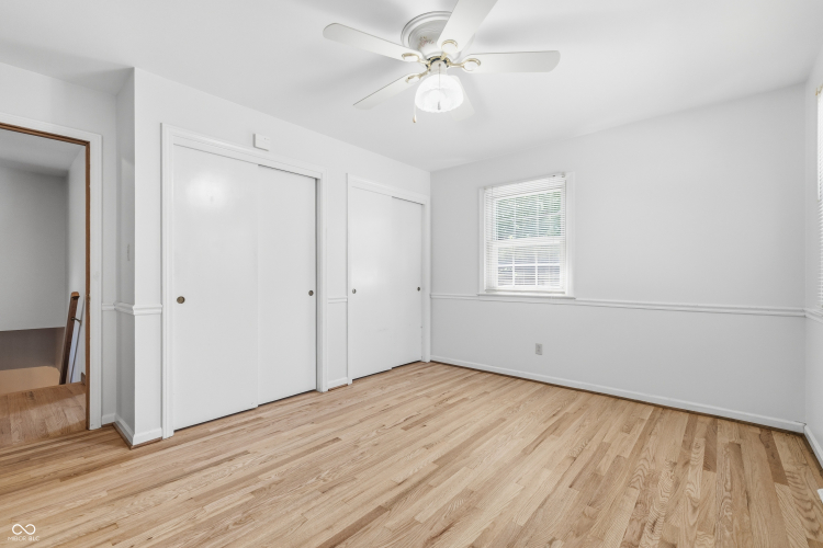 Listing Image 35