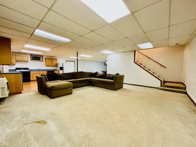 Listing Image 84