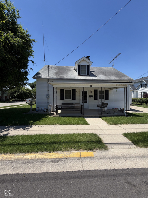 Listing Image 6