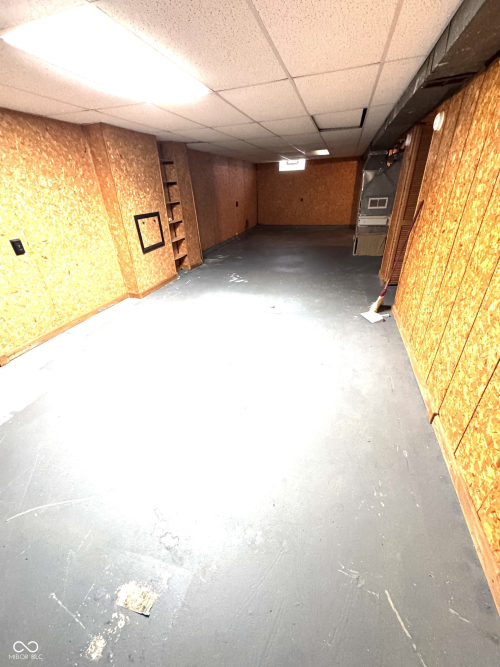 Listing Image 32