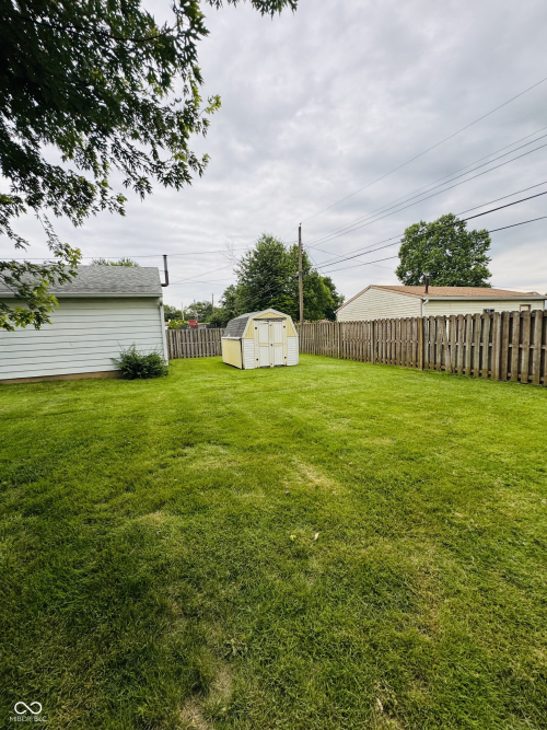 Listing Image 7