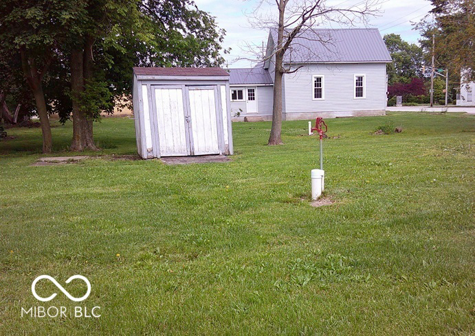 Listing Image 11