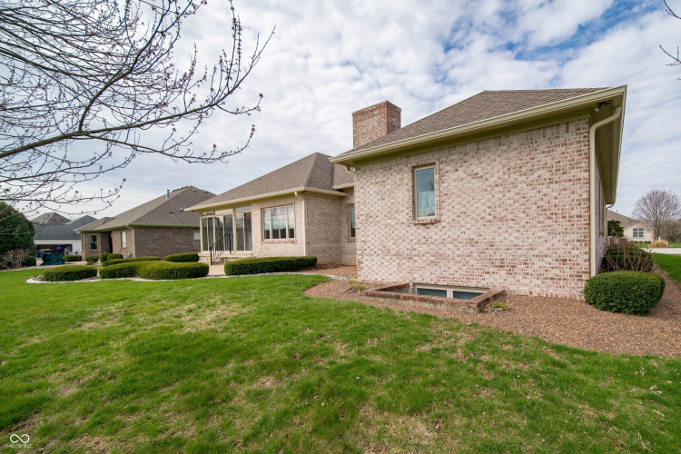 Listing Image 57