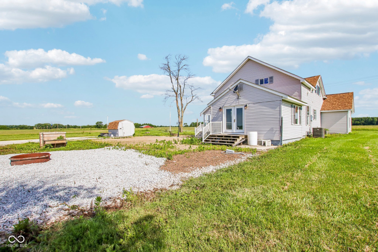 Listing Image 45