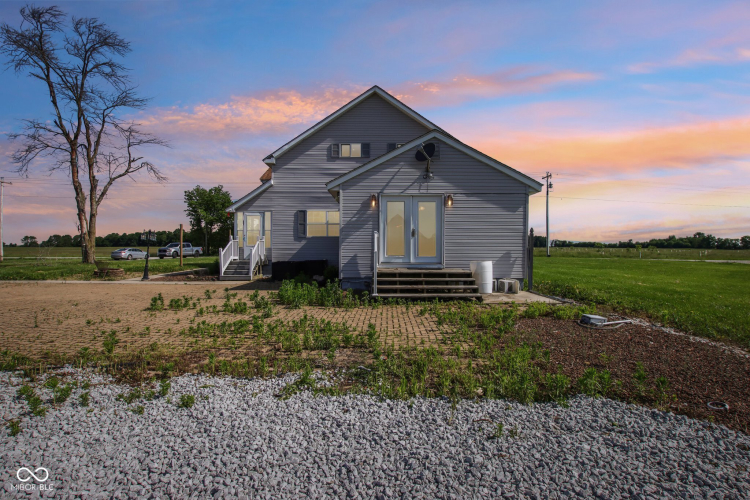 Listing Image 63