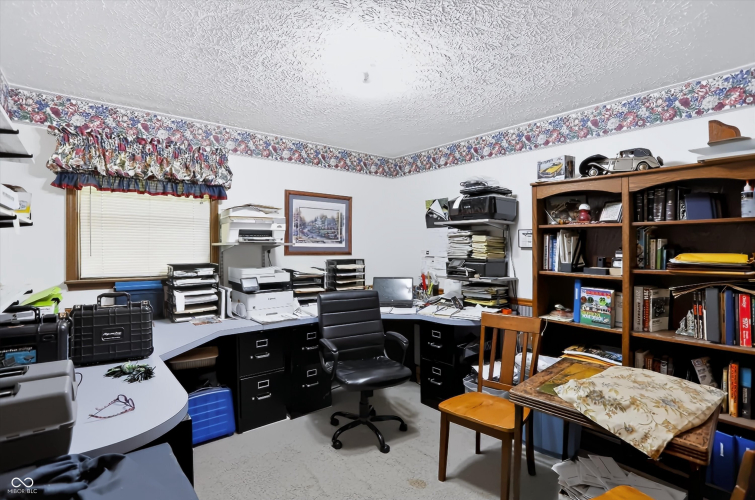 Listing Image 37