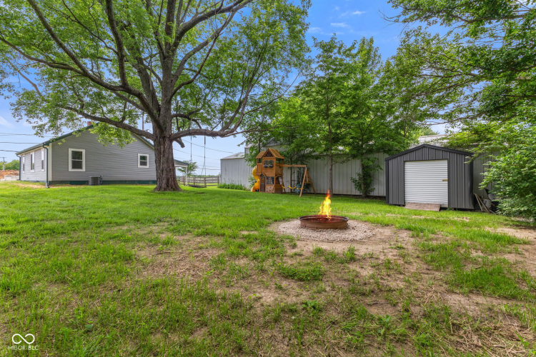 Listing Image 25