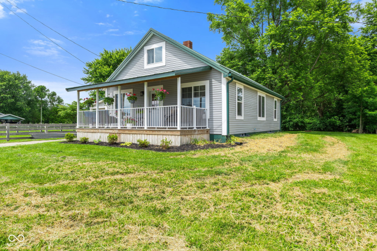 Listing Image 5