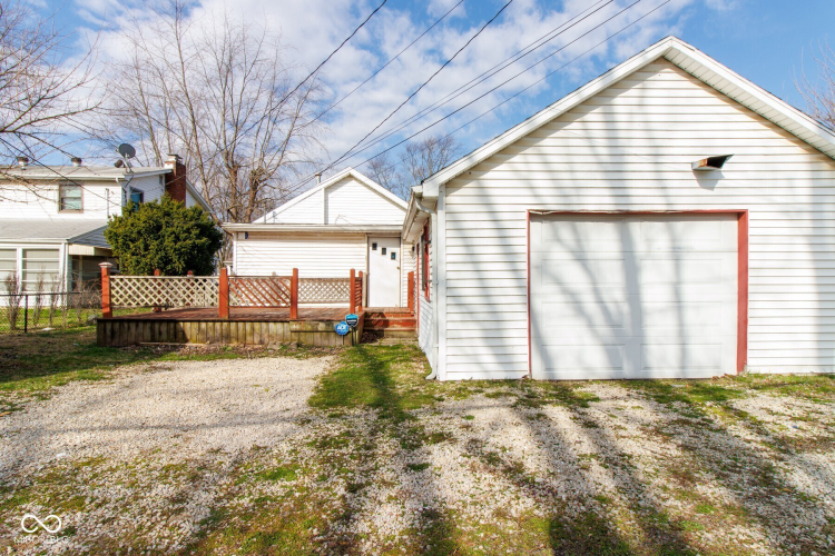 Listing Image 16