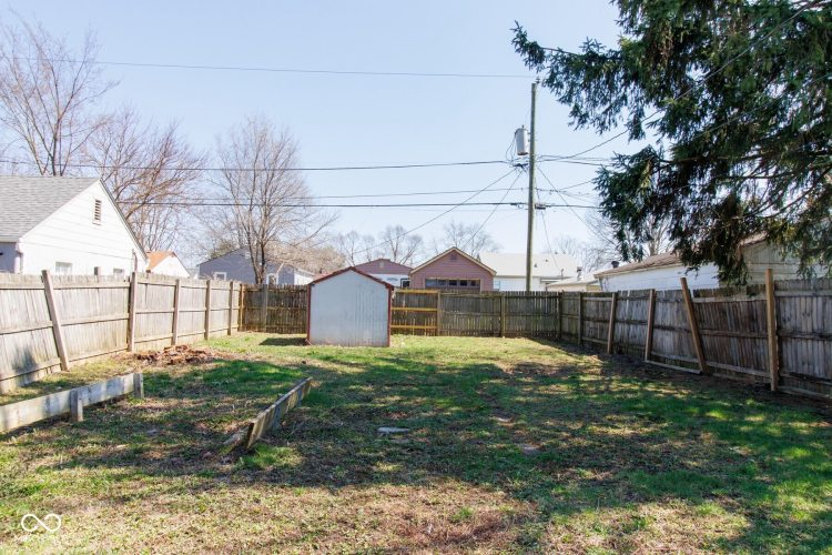 Listing Image 12