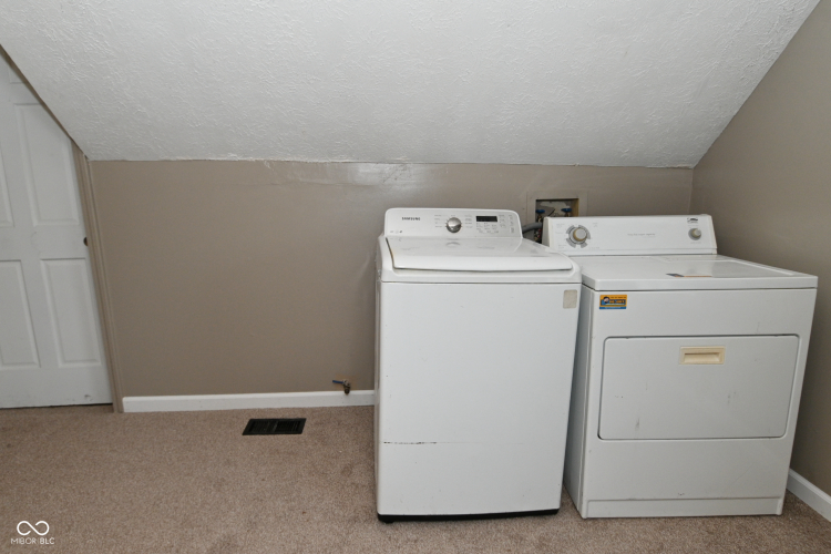 Listing Image 27