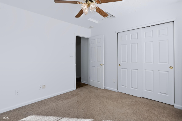 Listing Image 27
