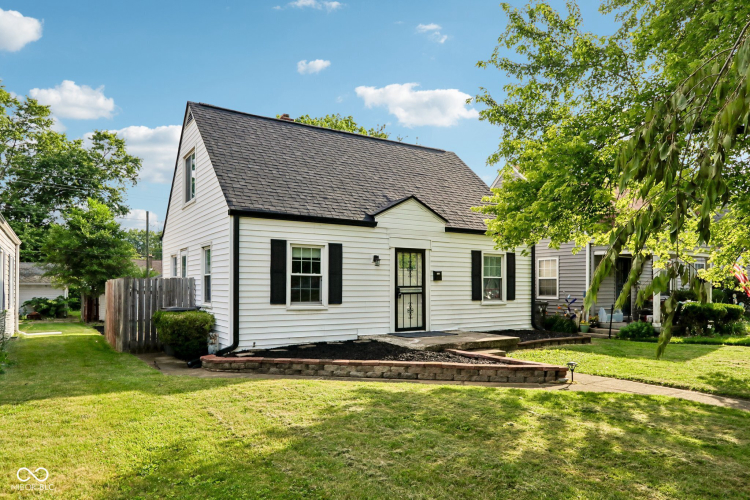 Listing Image 2