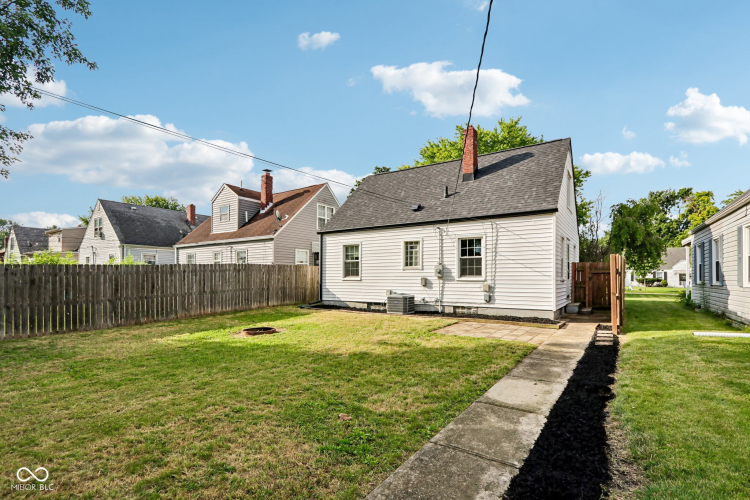 Listing Image 30