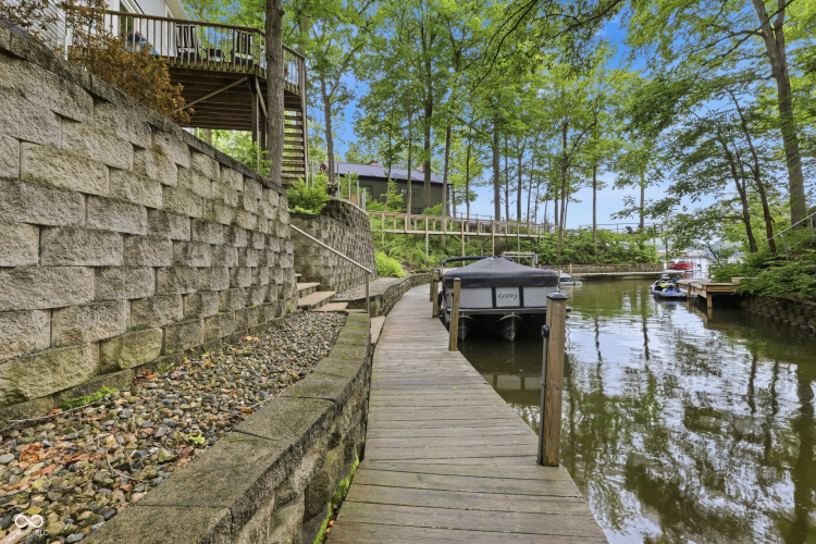 Listing Image 44