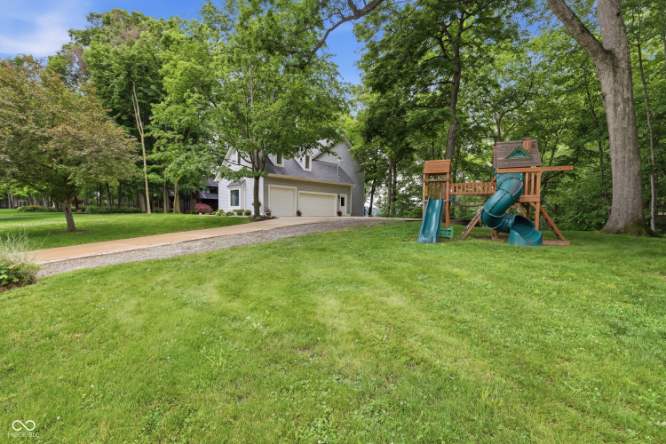 Listing Image 54