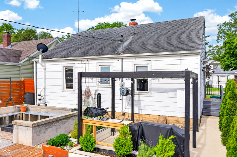 Listing Image 49
