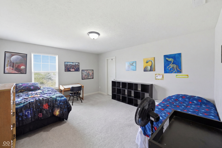 Listing Image 28