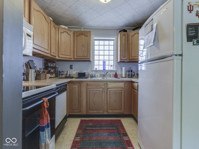 Listing Image 52