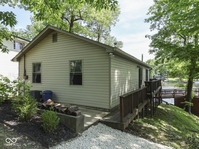 Listing Image 68