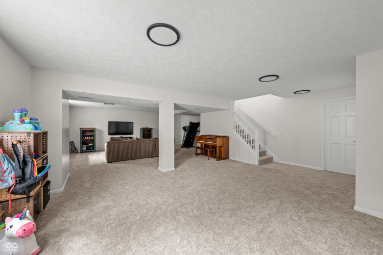 Listing Image 30