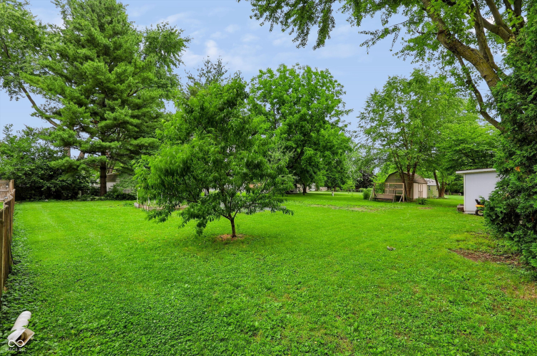 Listing Image 43