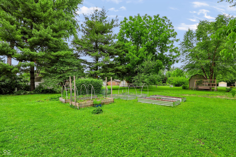 Listing Image 44