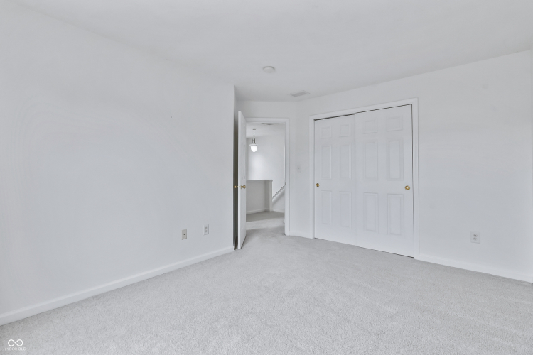 Listing Image 24