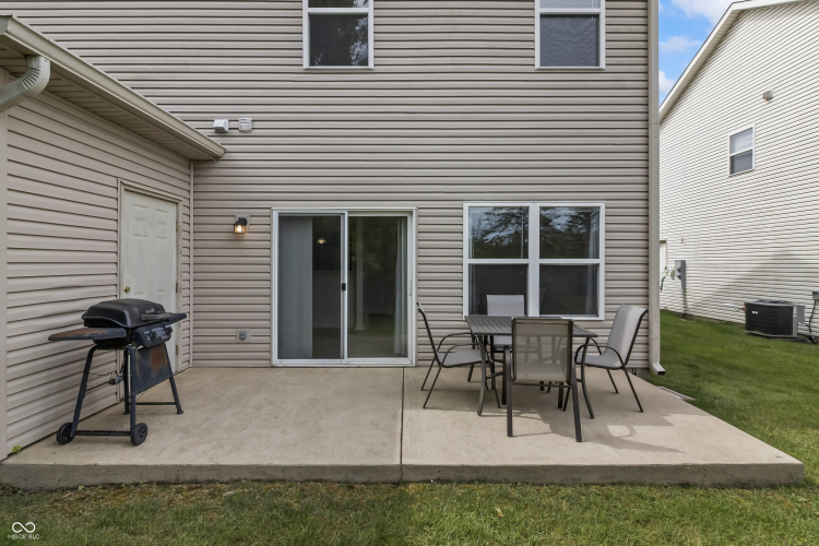 Listing Image 42
