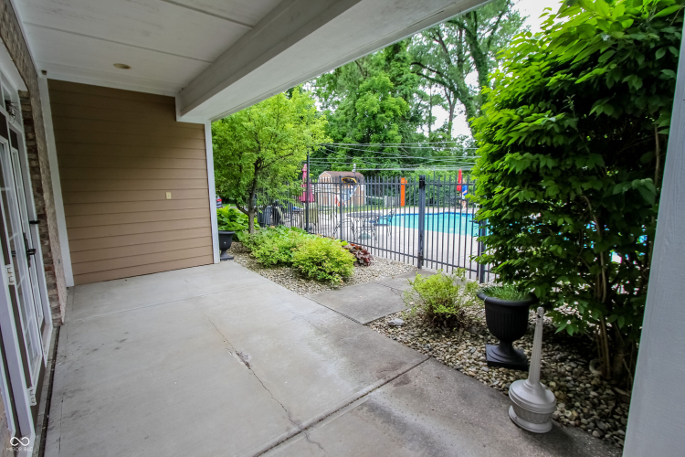Listing Image 54