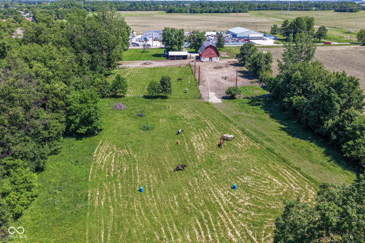 Listing Image 19