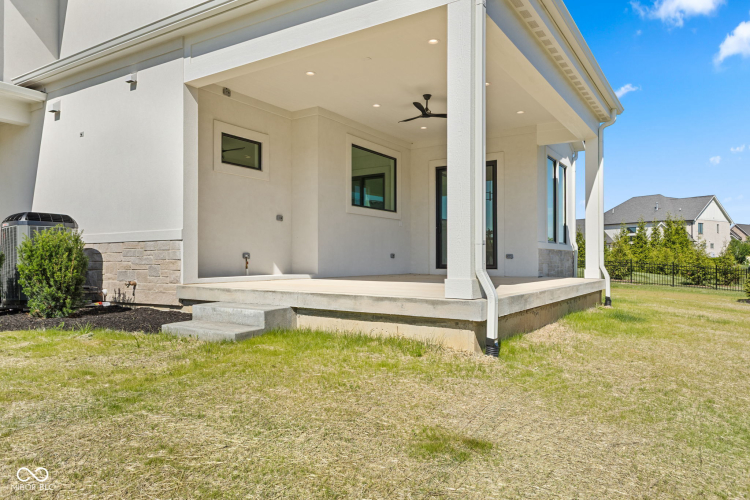 Listing Image 52