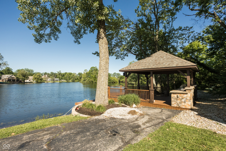 Listing Image 101