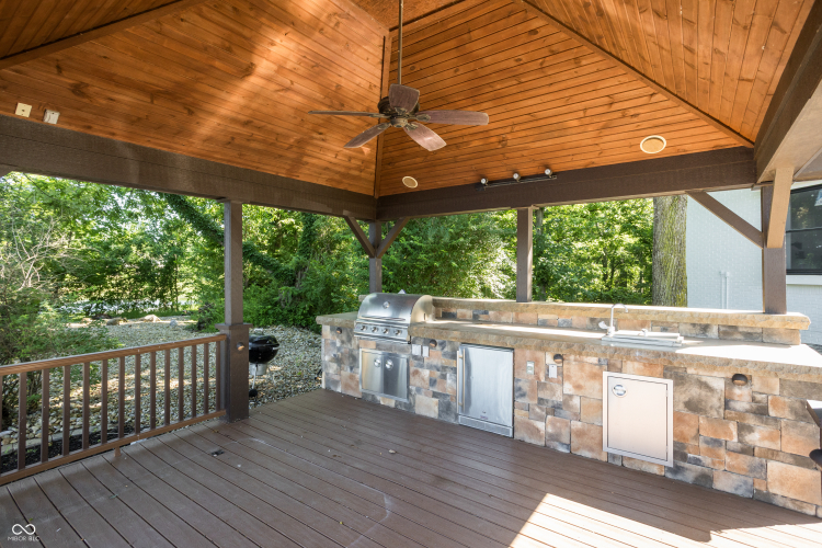 Listing Image 103