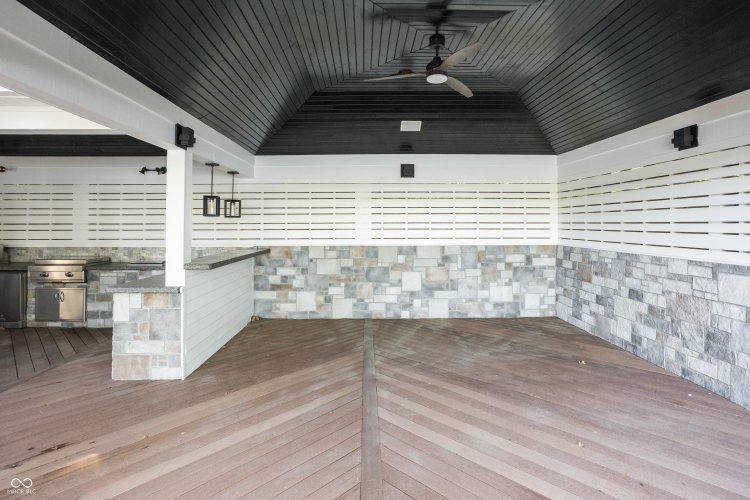 Listing Image 80