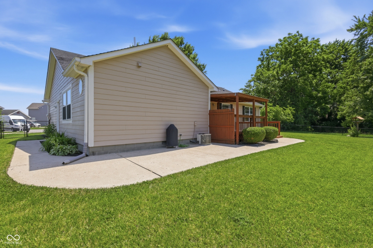 Listing Image 22