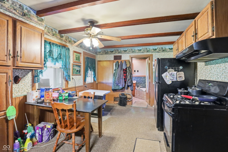 Listing Image 40