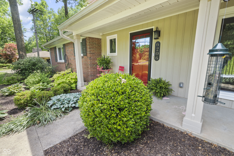 Listing Image 5