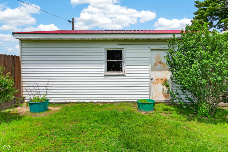 Listing Image 57