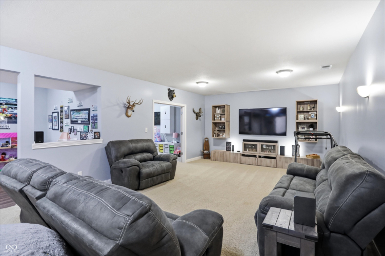 Listing Image 53